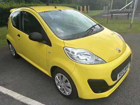 PEUGEOT 107 1.0 12V Access